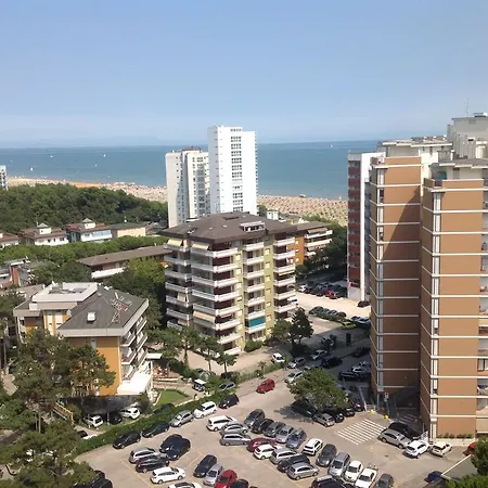 Duna Sea View 아파트 *
